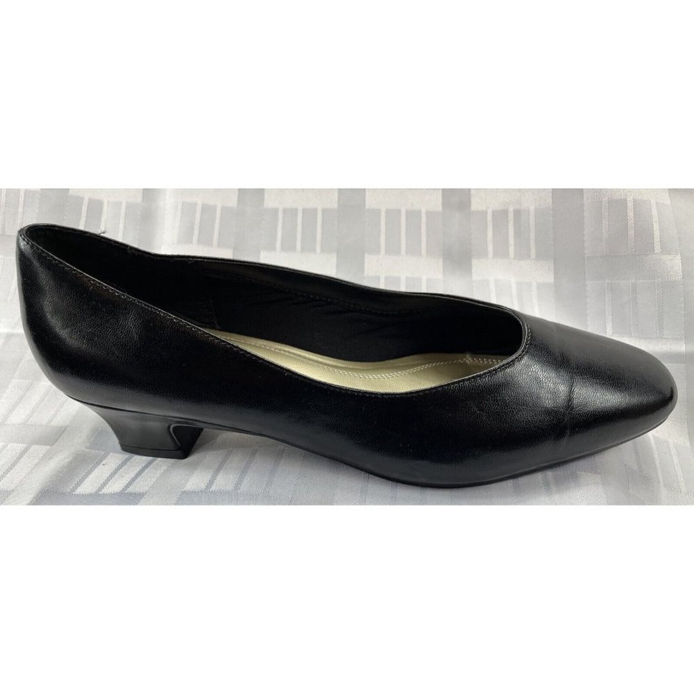 Soft Style Women's 10M Black Slip On Round Toe Faux Leather Low Heel Shoes - Picture 5 of 8